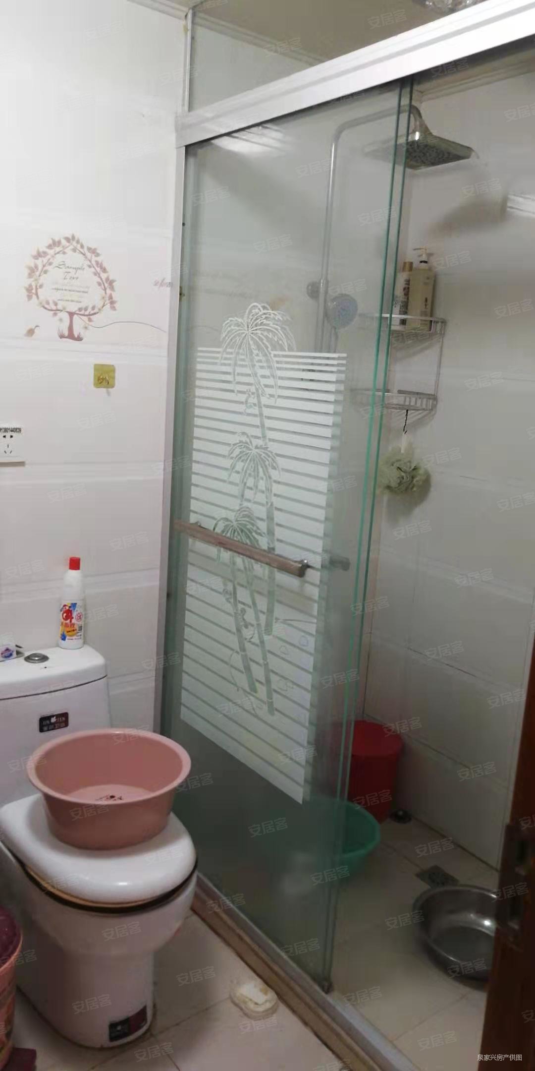 茗园天府车库上一楼面积81平紧邻国际只报568万