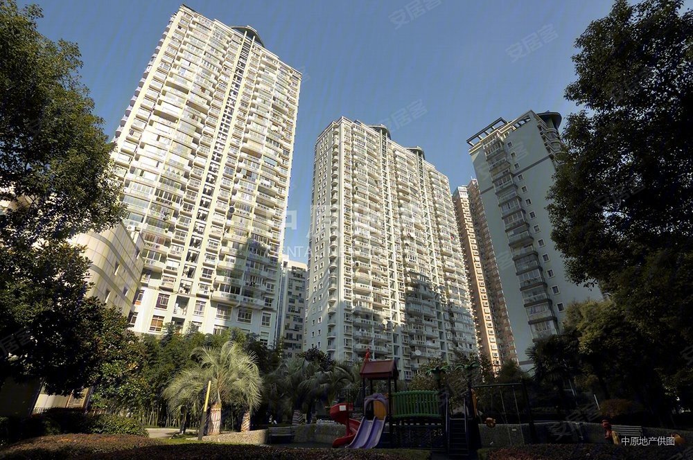 上海房产网>上海二手房>徐汇二手房>徐家汇二手房>汇翠花园>