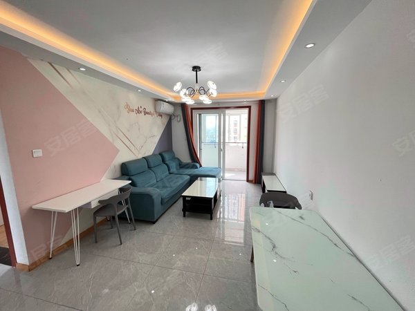 上海松江车墩松南城欣哲苑达丰班车直达小区门口,精装整租两房,燃气