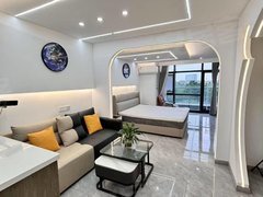 柳州城中高新区无中介 押一付一 海关路 窑埠古镇 阳光100 单间配套出租房源真实图片