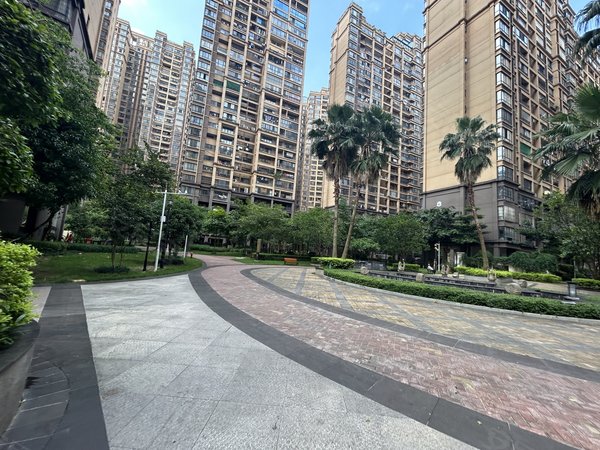 【多图】江川悦城,凤岭北租房,南宁东站,超大房间,超大厨房,业主自住