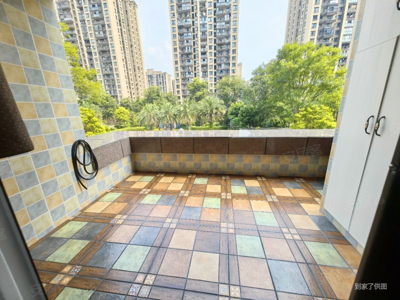 金科空港城(二期) 近地铁 交通便捷 朝南 商品住宅