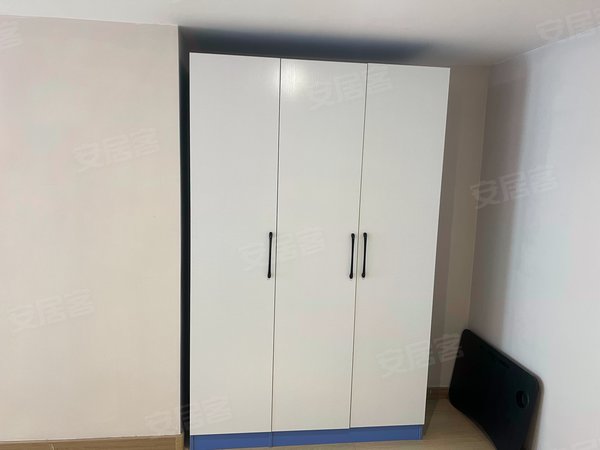 无中介西门口地铁站宁波第一医院宁波广播电视集团可短租