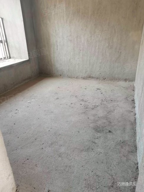 星洲国际 高楼层视野好 楼龄新 刚需小三居 医疗配套成熟