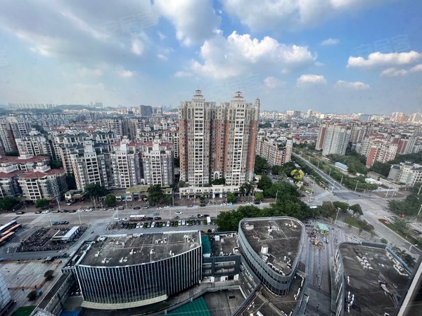 广州番禺桥南奥园广场精致装修 1房 价格可以商量 奥园广场 电梯高层