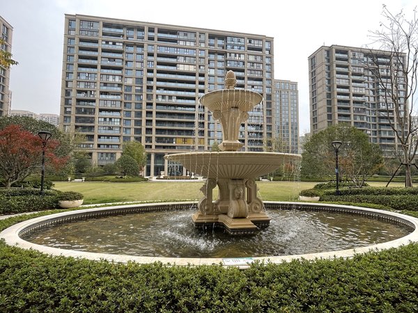 无锡滨湖太湖玉兰西花园(二三期)金融街旁边 玉兰西花园精装三房 近