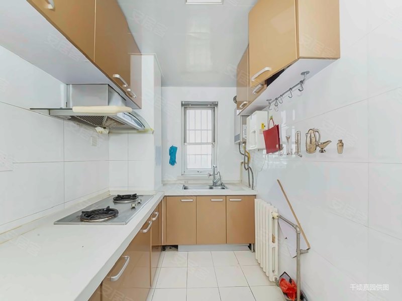 金隅悦和园3室1厅1卫88.14㎡东北465万