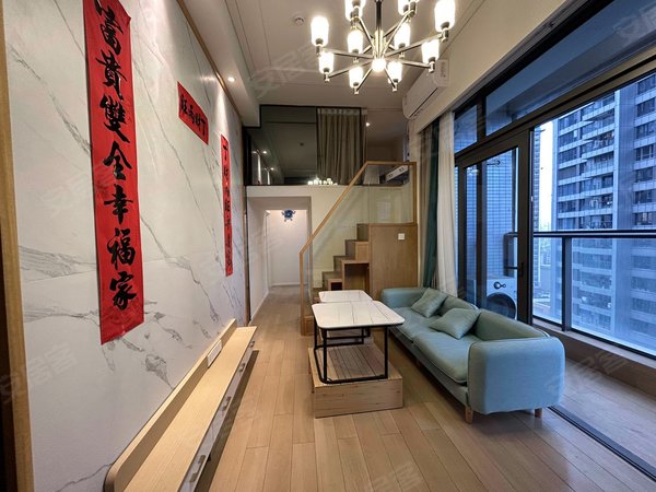 深圳龙华龙华中心区华盛珑悦地铁口精装复式公寓,车位充足出租房源