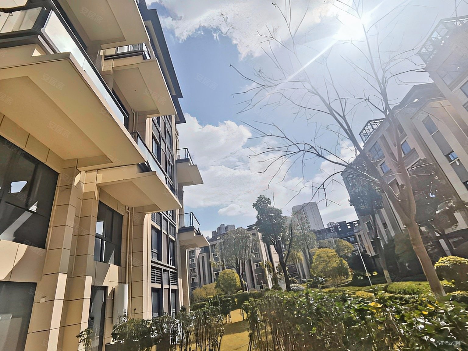 国风云樾花园4室2厅2卫111㎡南北202万