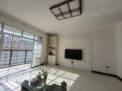 宜城华龙中心宜城城区公园旁边电梯房，家具家电齐全出租房源真实图片