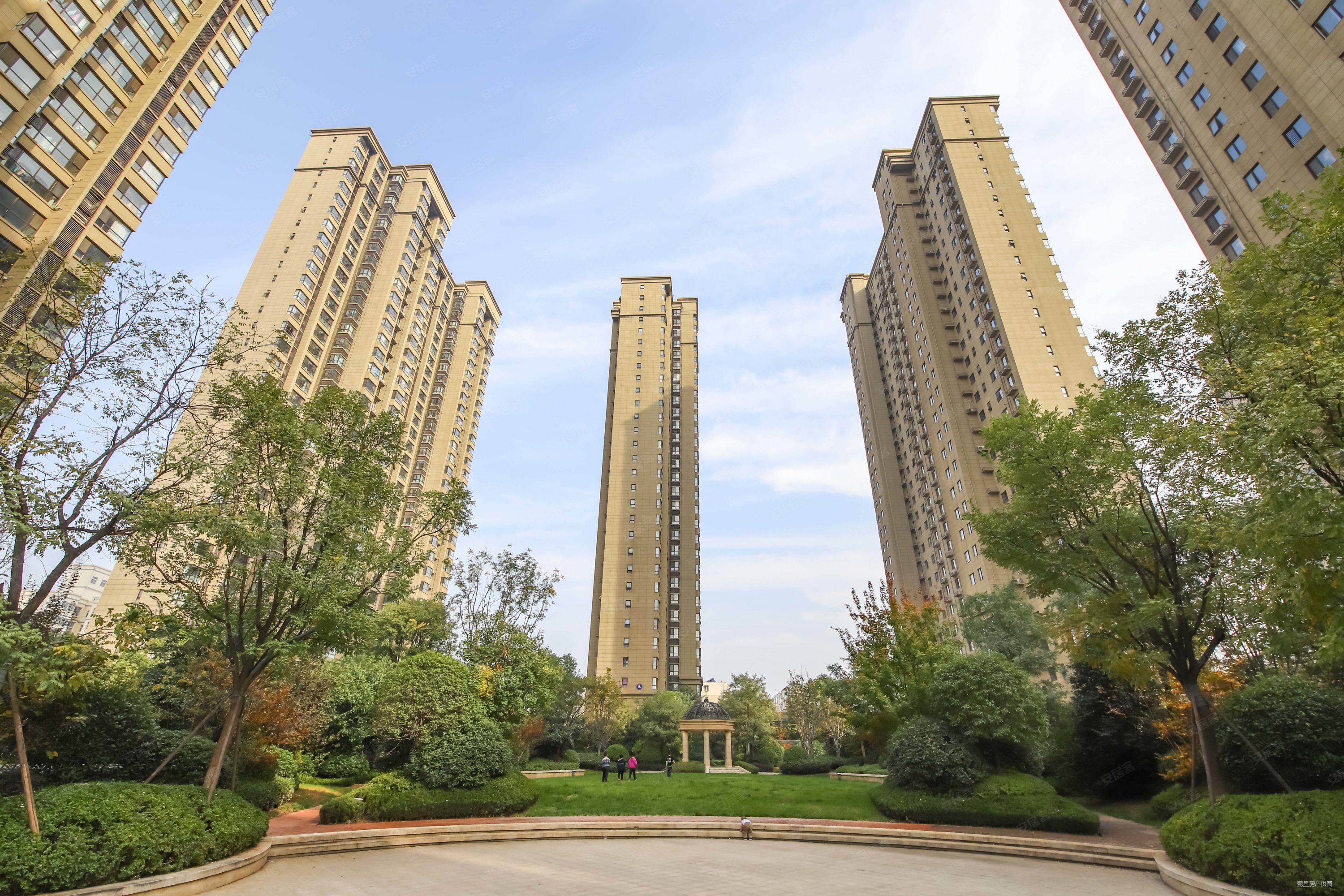 君悦蓝庭 婚装三室 园林设计 支持各种付款方式,君悦蓝庭二手房,91.