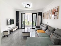 金华婺城湖海塘大三房南北通透,精装家具家电齐全拎包入住,性价比高出租房源真实图片