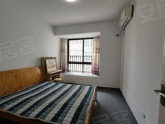 安庆迎江绿地新都会绿地大润发近，两室很干净，2台空调租金便宜！出租房源真实图片