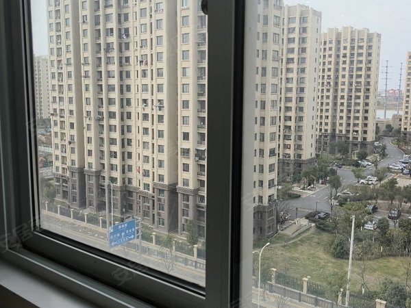 上海松江车墩松南城善德苑松南城善德苑精装两房一厅!南北通透!