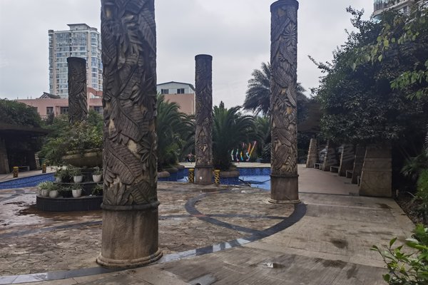 盛世花城优点,不足,贵阳盛世花城怎么样,盛世花城周边房产中介经纪人