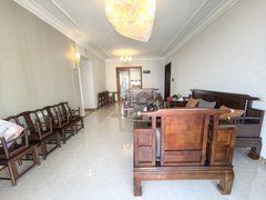 汕头濠江濠江城区品质小区,配套齐全,拎包入住,楼层好,釆光好,看海景出租房源真实图片