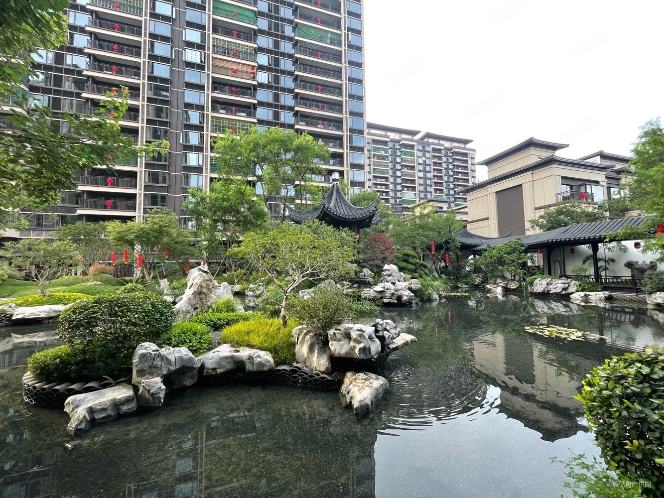 急卖有证万象城旁湾小文华建发磐龙府板楼可改4房