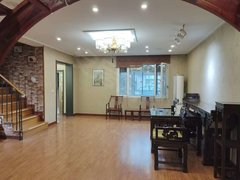 沈阳于洪荷兰村新上靓马花园独栋别墅精装修看房方便有钥匙出租房源真实图片
