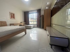 深圳南山科技园实用面积200平，六个房间，可以做宿舍，可以放高低床出租房源真实图片