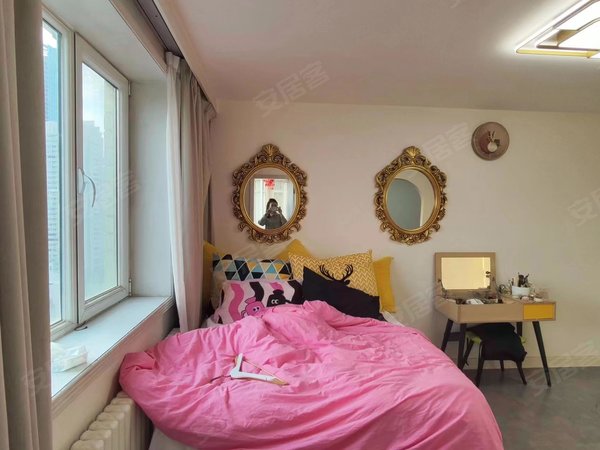 天津河西越秀路和平公寓上海道小学 精装两室 可当3室 家具家电新配