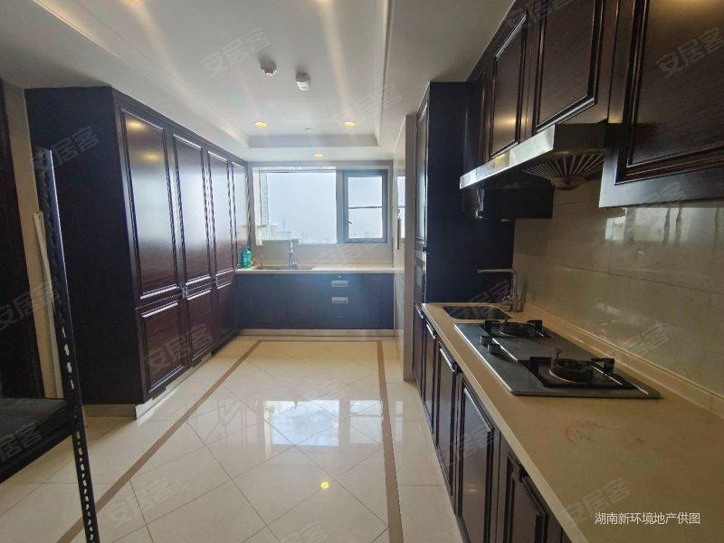 华远隆玺 西南一线江景 高层诚心出售随时看房