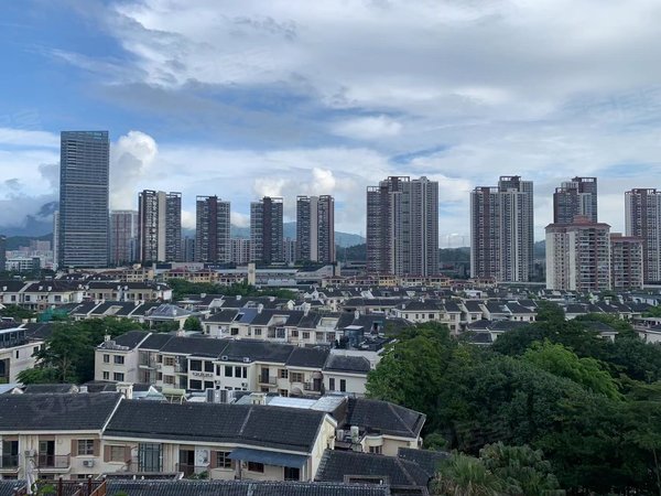 深圳龙岗横岗振业城(南区别墅)房源采光好,南北通透,业主诚意出出租