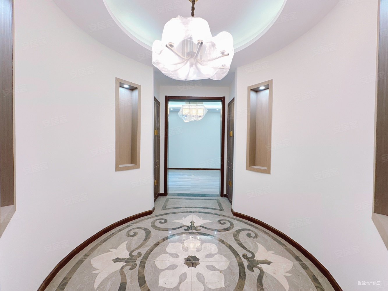 青啤沂河美域(南区别墅)7室4厅5卫384.84㎡南北620万