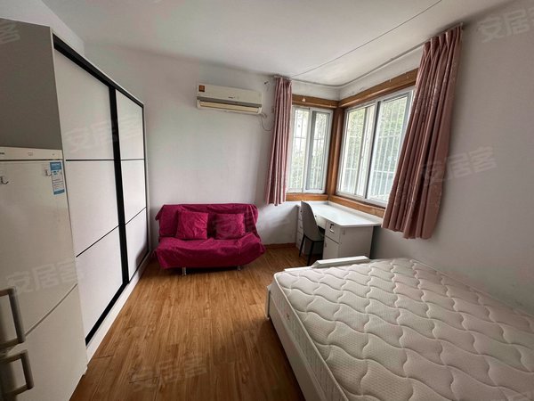 上海嘉定嘉定城区丽景小区上海大学旁,近罗宾森 老街,丽景小区,独卫