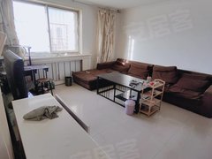 石嘴山惠农东大街新区二区3楼面积98平米三室两厅月租金850元出租房源真实图片