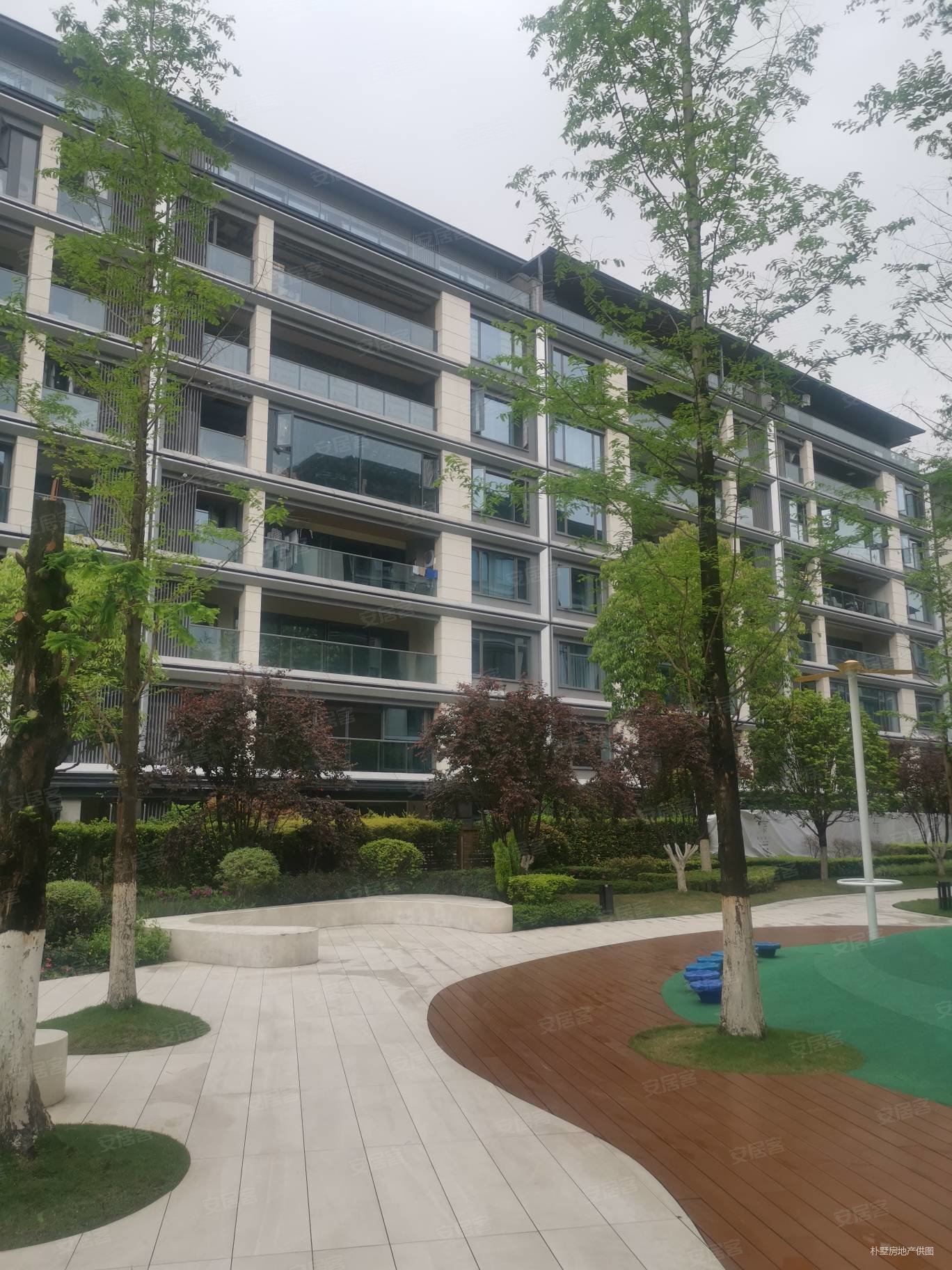 香港置地壹号半岛5室2厅3卫190.13㎡南北488万