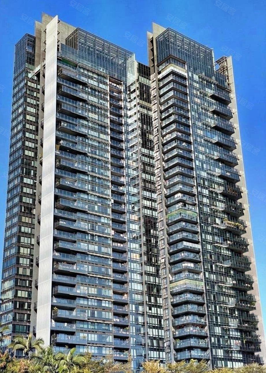 新天鹅堡(二期)单价7.5万(银行断供7折)只有契税欢迎咨询