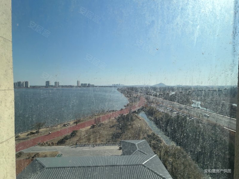 降10万华发樱花湖前排湖景房 无遮挡精装修 四室大平层上蜊江