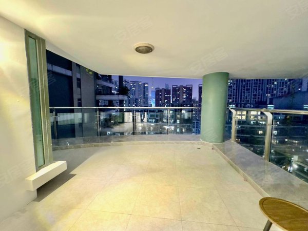 广州天河珠江新城东金碧华府太漂亮了大阳台 可以肆意享受阳光 现代