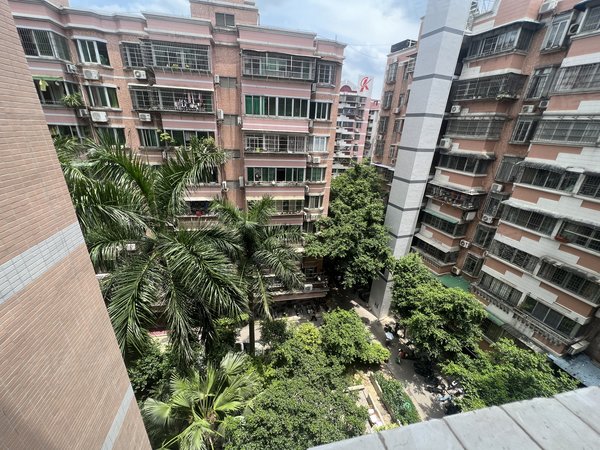 广州海珠东晓南晓港湾东晓南 电梯 晓港湾 三房 厅直出阳台 有钥匙