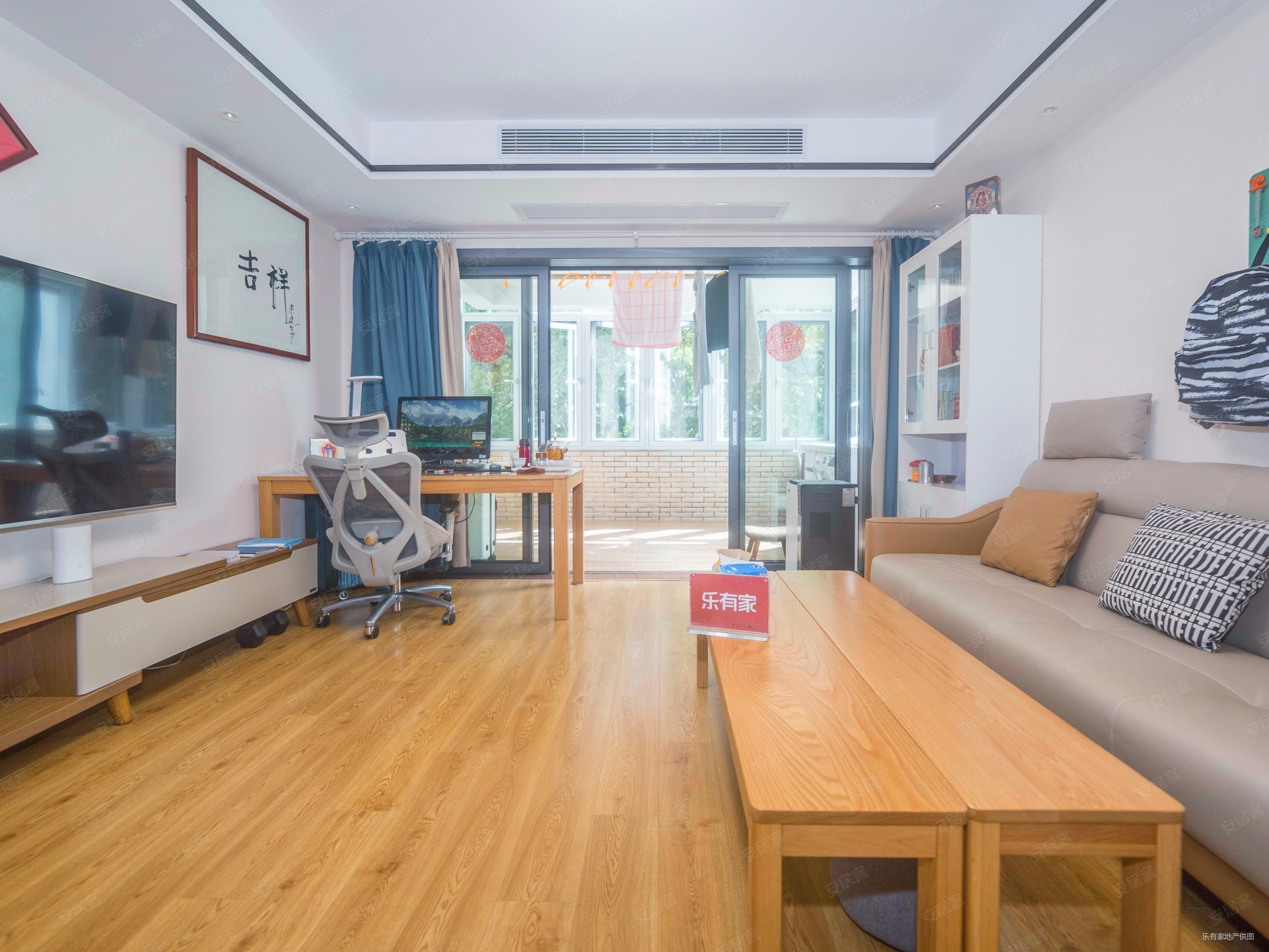 阳光棕榈园3室2厅2卫106.18㎡南588万