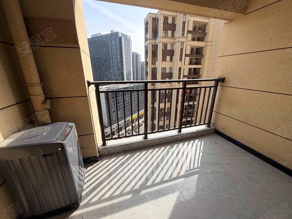 海宁长安镇农发区盈都君悦下沙奥特莱斯附近精装修两室一厅出租带阳台到燃气出租房源真实图片