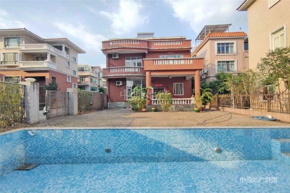 富豪山庄别墅区