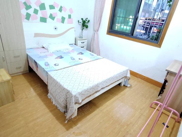 池州贵池商之都国丰花园东街口附近,可短租可长租,押一付一,空调洗衣