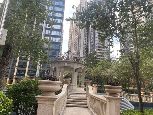 深圳宝安西乡京基智农山海御园宝安山海上城二期5房精装看花园安静