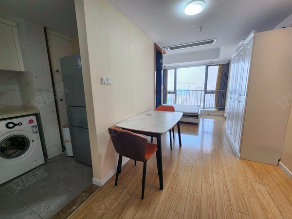 地铁口 万荟城 温馨小屋 包看包中 随时看房,惠山租房-无锡58安居客