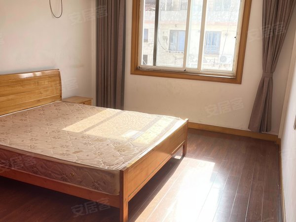 苏州张家港杨舍南苑新村(西区)急租 南苑新村 5楼 2室2厅1卫