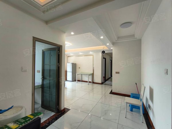 福州仓山学生街迎霞新城东区学生街 迎霞新城 两年出一套便宜5房3卫2