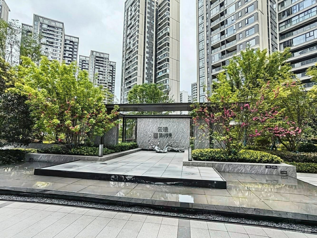 金融城北华润悠山悦景小高层毛坯四房横厅