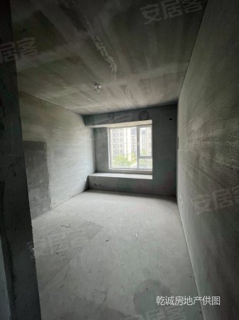观澜壹号院3室2厅1卫96.92㎡南北67万