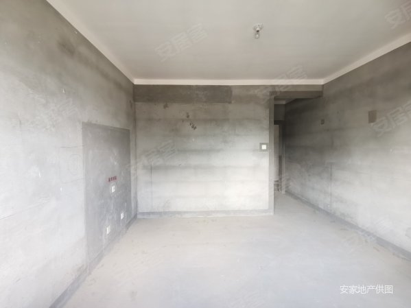 建业春天里(川汇)3室2厅2卫131㎡南北67万