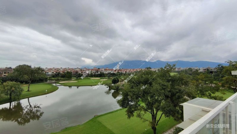 滇池卫城紫庐联排别墅低于市场价100万带前后大花园大露台