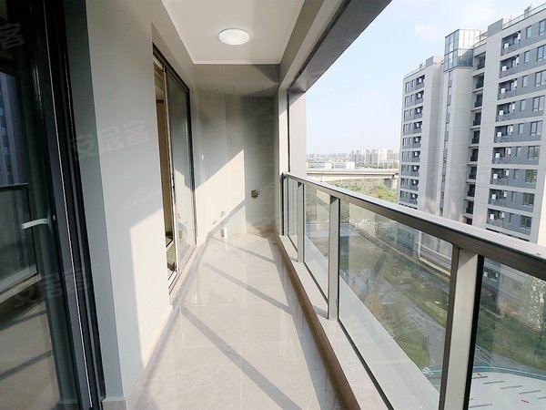 杭州拱墅东新香栖天第5号线 香栖天第 3室2厅2卫 精装修 99平 南北