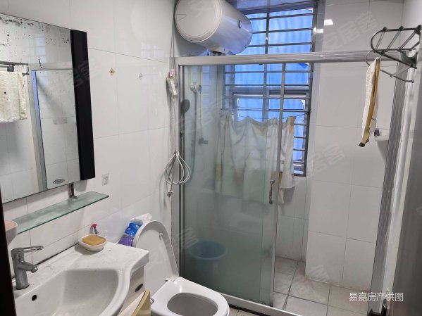 湖心街 电梯高层非顶楼 客厅朝南 全明结构 仅178w