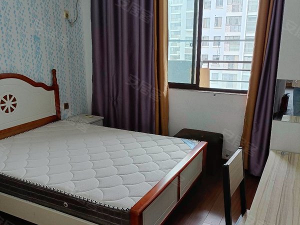 昆山玉山城西森林半岛自家房子不收中介费,另免一月房租森林半岛精装