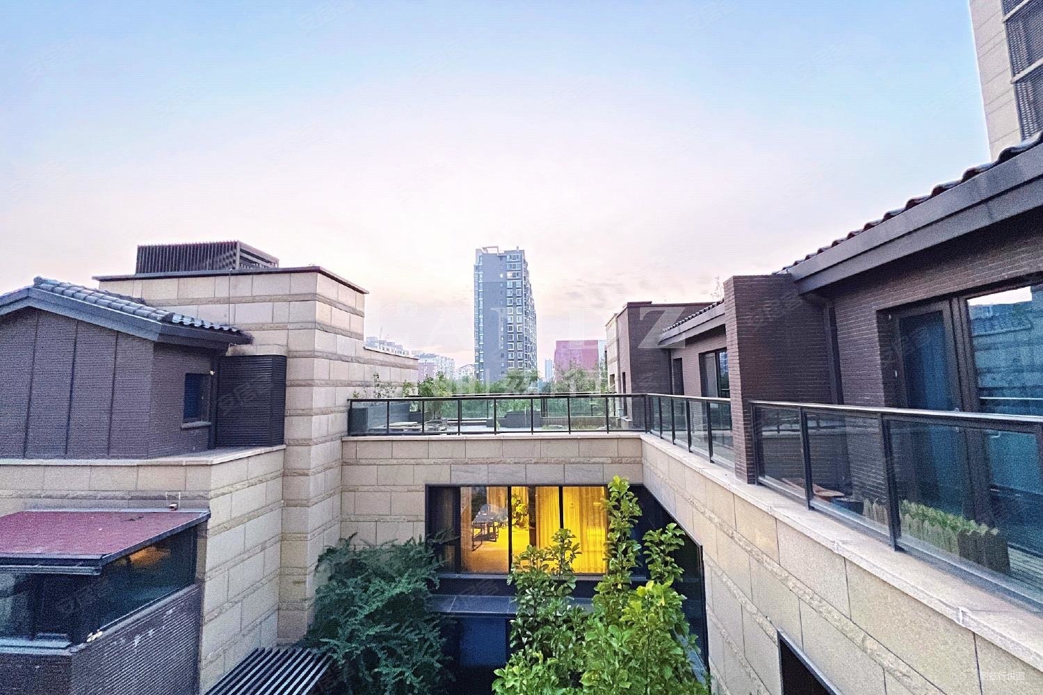 二环又出别墅!富力十号精装边户!全明卫,带电梯和挑空!